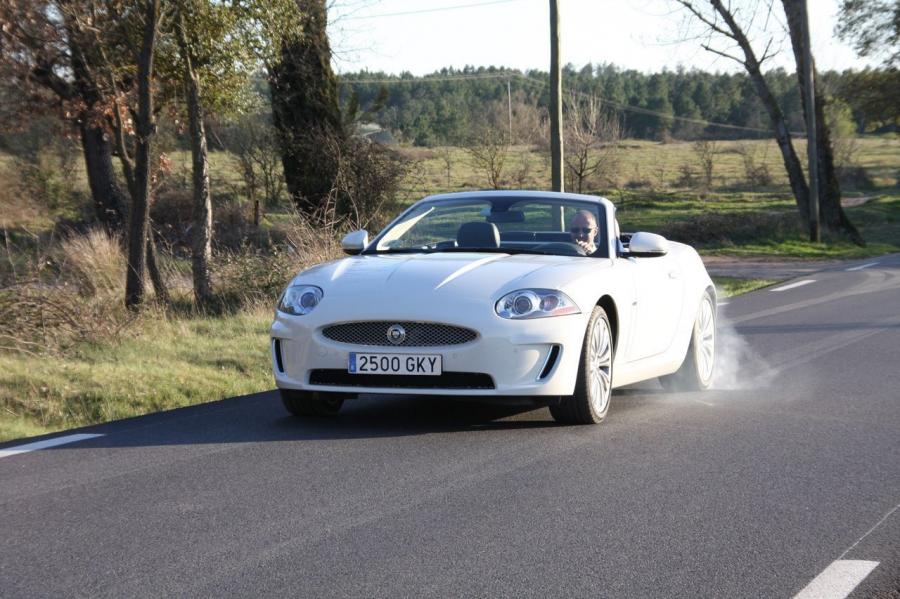  Jaguar XKR Coupe 2009 года  (фото 19 из 132)